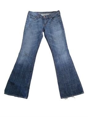 CITIZENS Of Humanity Bootcut Womens Size US 31 Faded Blue Flared Jeans